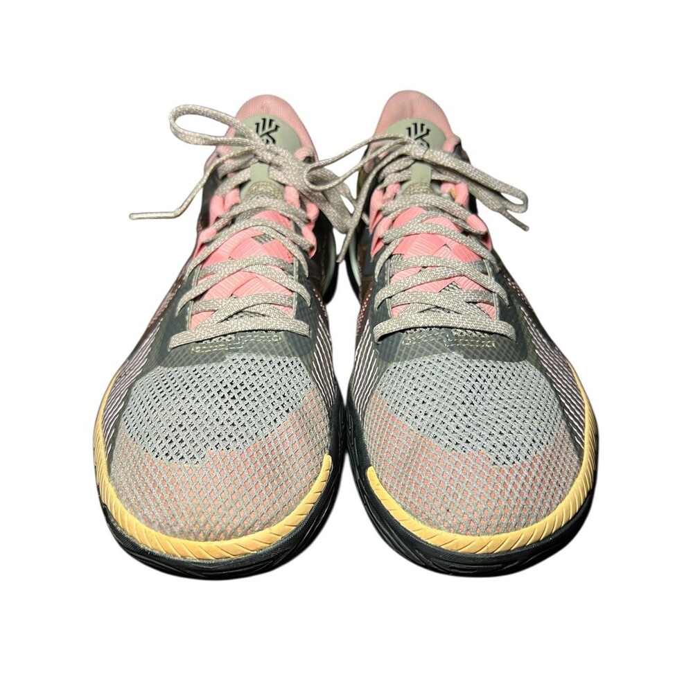 Nike Kyrie Flytrap 5 Moon Fossil/Pink Gaze Camo Men’s Shoe Size 10.5, CZ4100-005